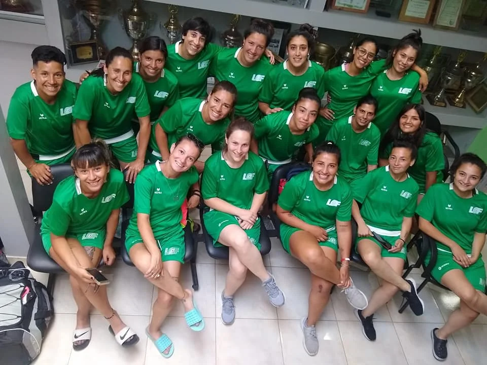 Rostros de felidad, misión cumplida. La Liga a la fase final de la Copa Federación Femenina.