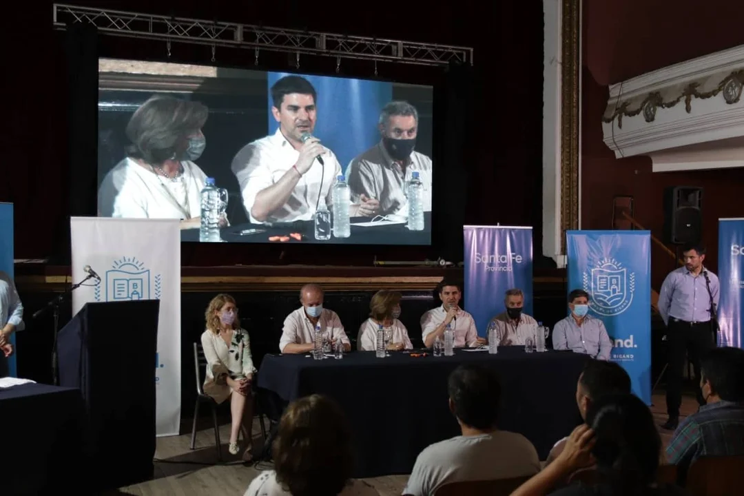 Se desarrolló el acto de licitación para 20 viviendas en Bigand