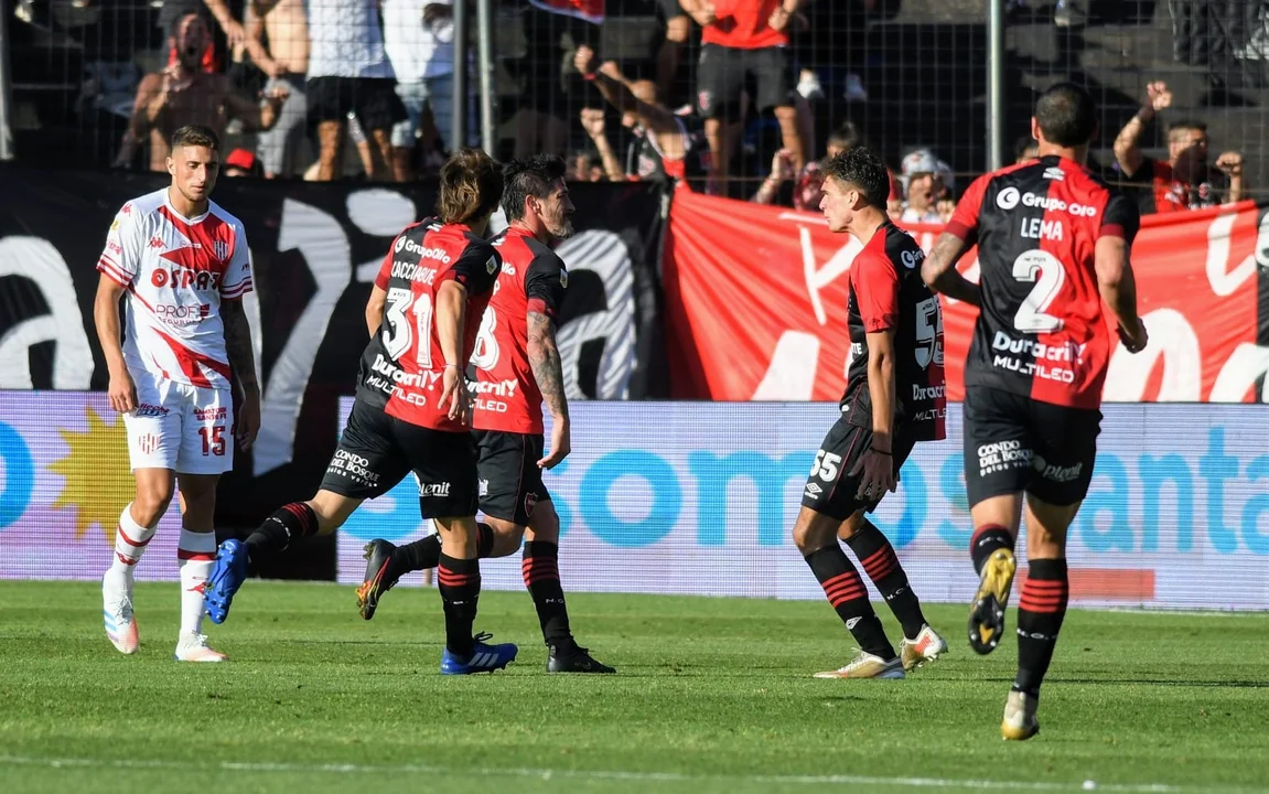 Con gol de Pablo Pérez, Newell's consiguió una victoria vital ante Unión