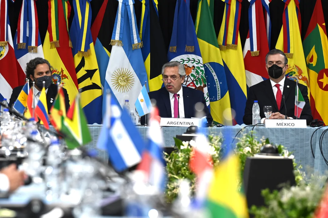 Alberto agradeció "el apoyo" de la CELAC en las negociaciones ante el FMI