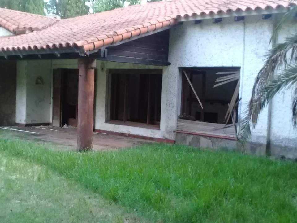 Exigen respuestas a la provincia por el estado de "desidia" en la Quinta de Funes
