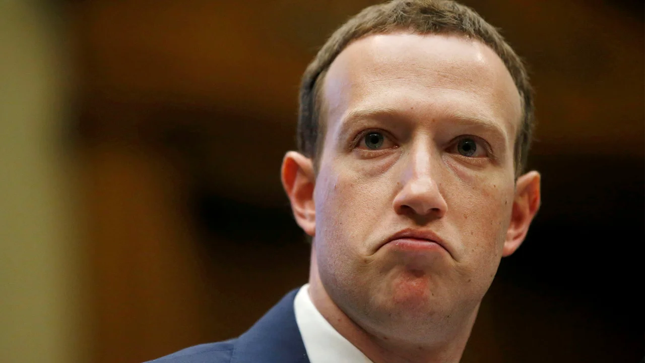 Por primera vez, Facebook pierde más usuarios de los que gana