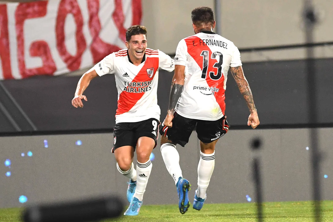 El show de Julián Álvarez activó al River de Gallardo