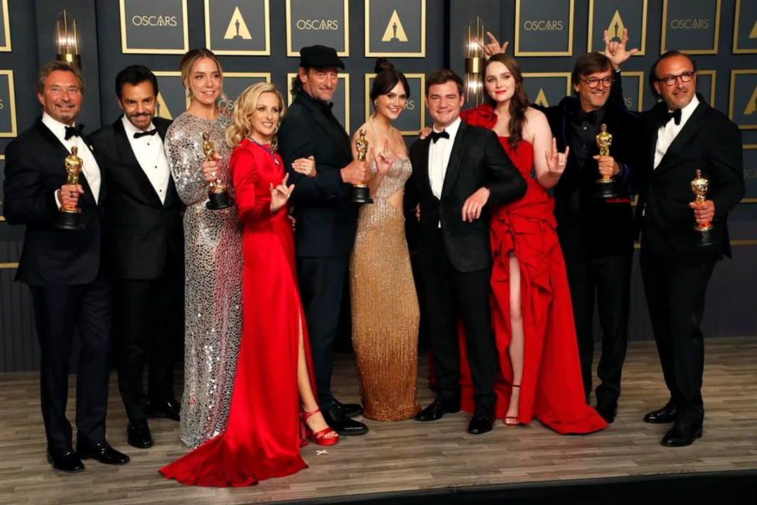 La emotiva CODA triunfó en unos Oscar más tradicionales que innovadores