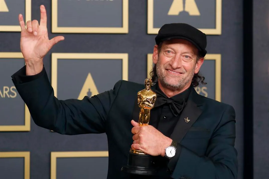 La emotiva CODA triunfó en unos Oscar más tradicionales que innovadores