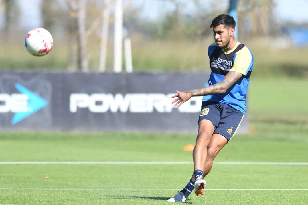 Emmanuel Ojeda: "Somoza jugó en mi puesto y me ayuda mucho"