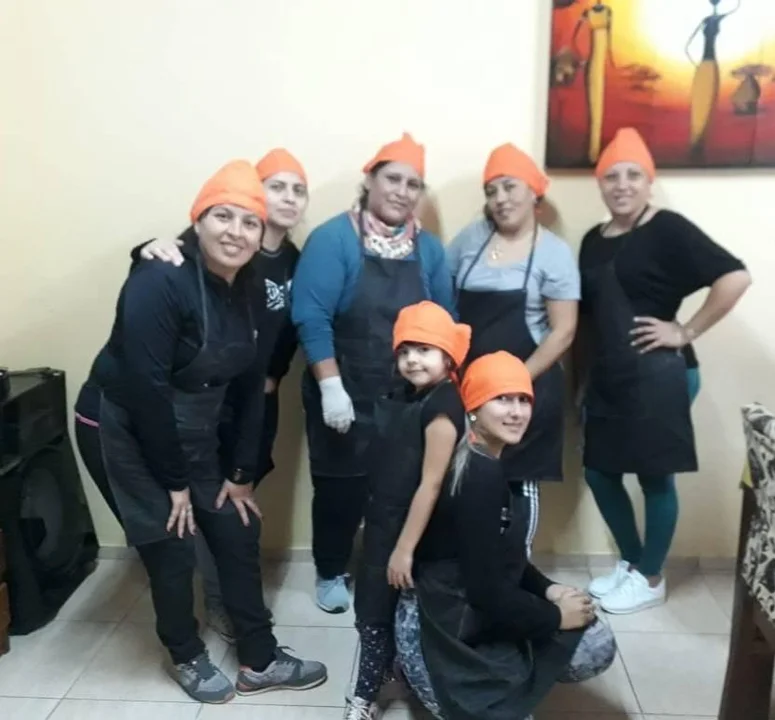 Tiene ocho años y es la impulsora de un comedor comunitario en Barrio Alvear