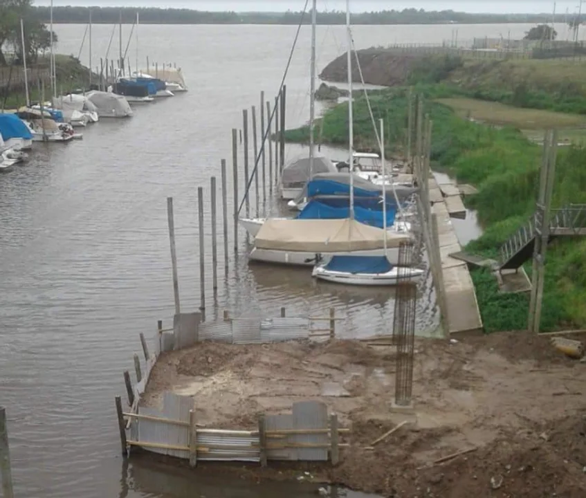 Quieren frenar obras en una guardería náutica por "grave riesgo ambiental"