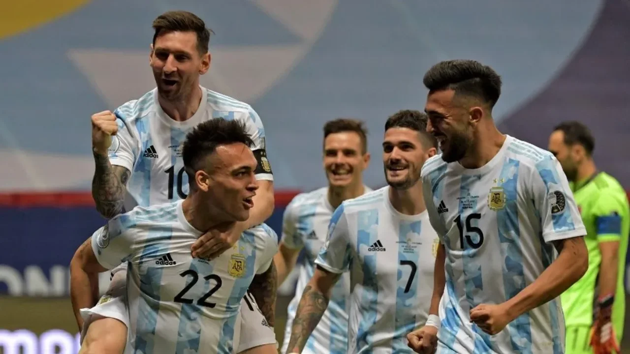 La Selección escala puestos en el ranking FIFA y se acerca a la cima