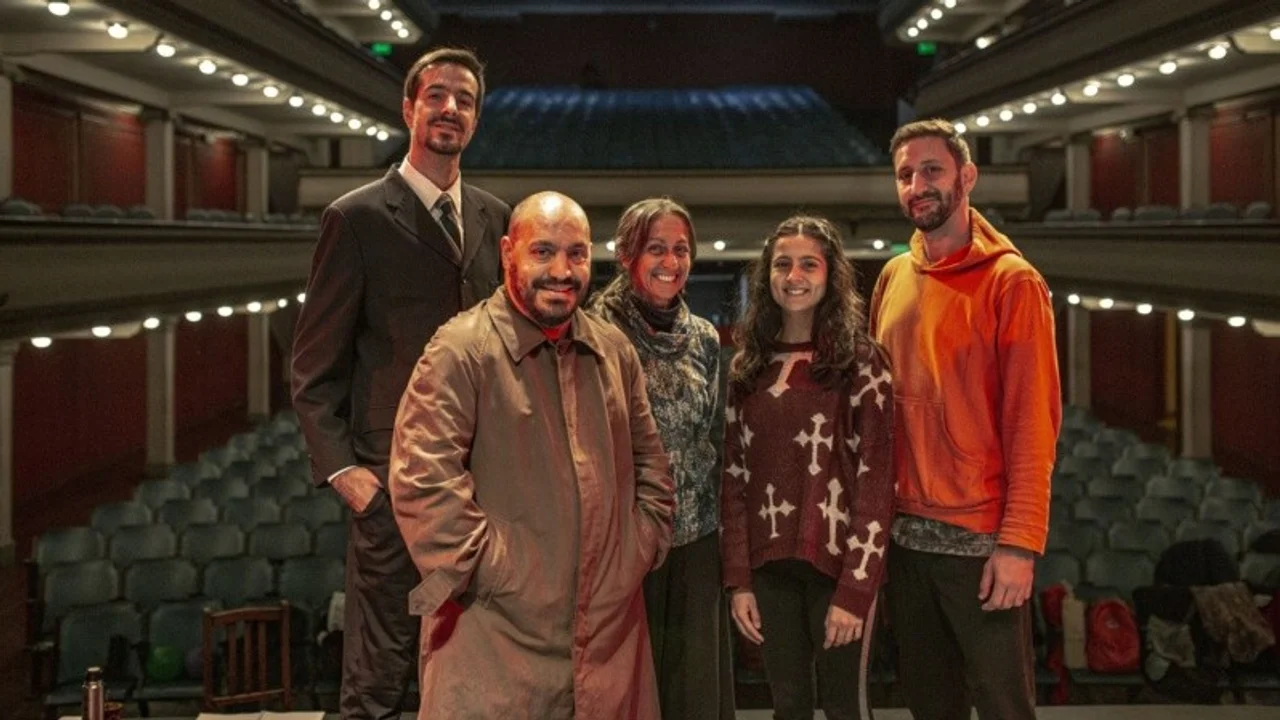 El elenco de Gregorio, el zanahoria (Foto: Guillermo Turin Botello).