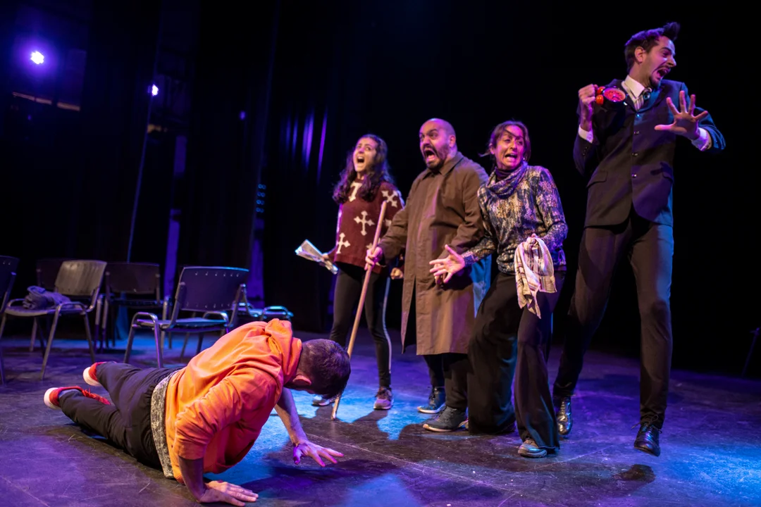 “Gregorio, el zanahoria”, una obra del teatro Cervantes en La Comedia
