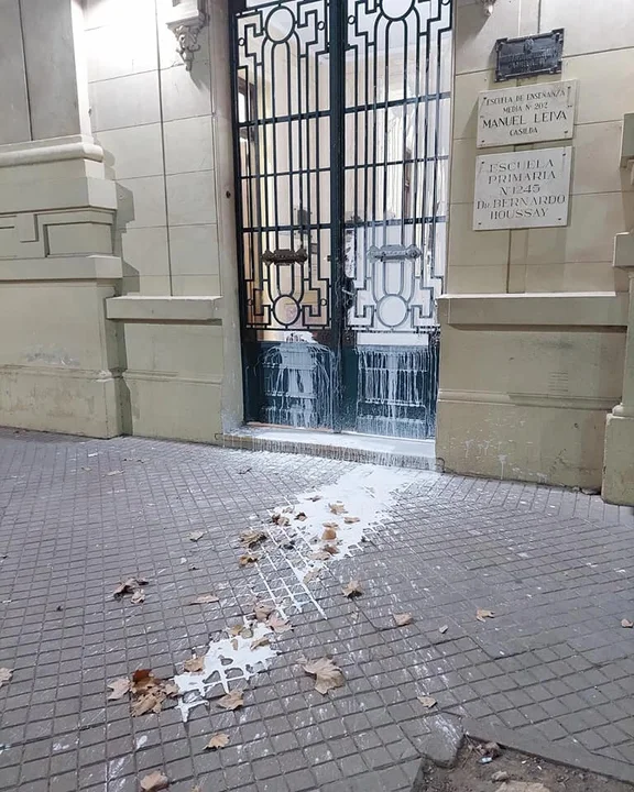 El Centro de Estudiantes de la Escuela Normal realizará protesta pacífica frente al edificio