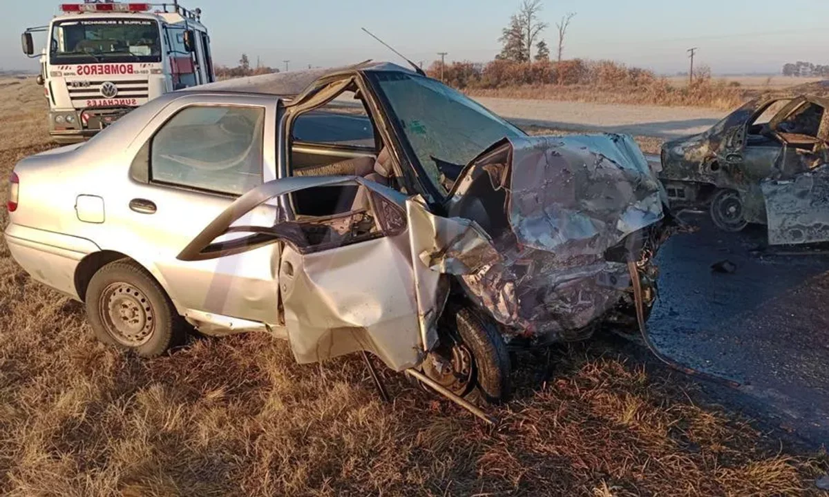 Trágico choque frontal en el oeste santafesino: cinco personas fallecidas