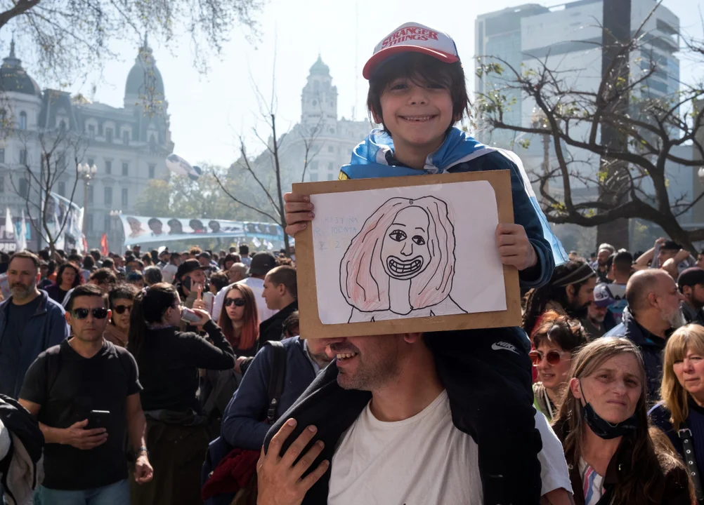 "La paz social es una responsabilidad colectiva", leyeron en Plaza de Mayo
