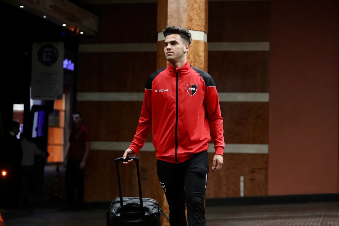 Ferreira se encaminaba a ser titular en el debut, pero se desgarró