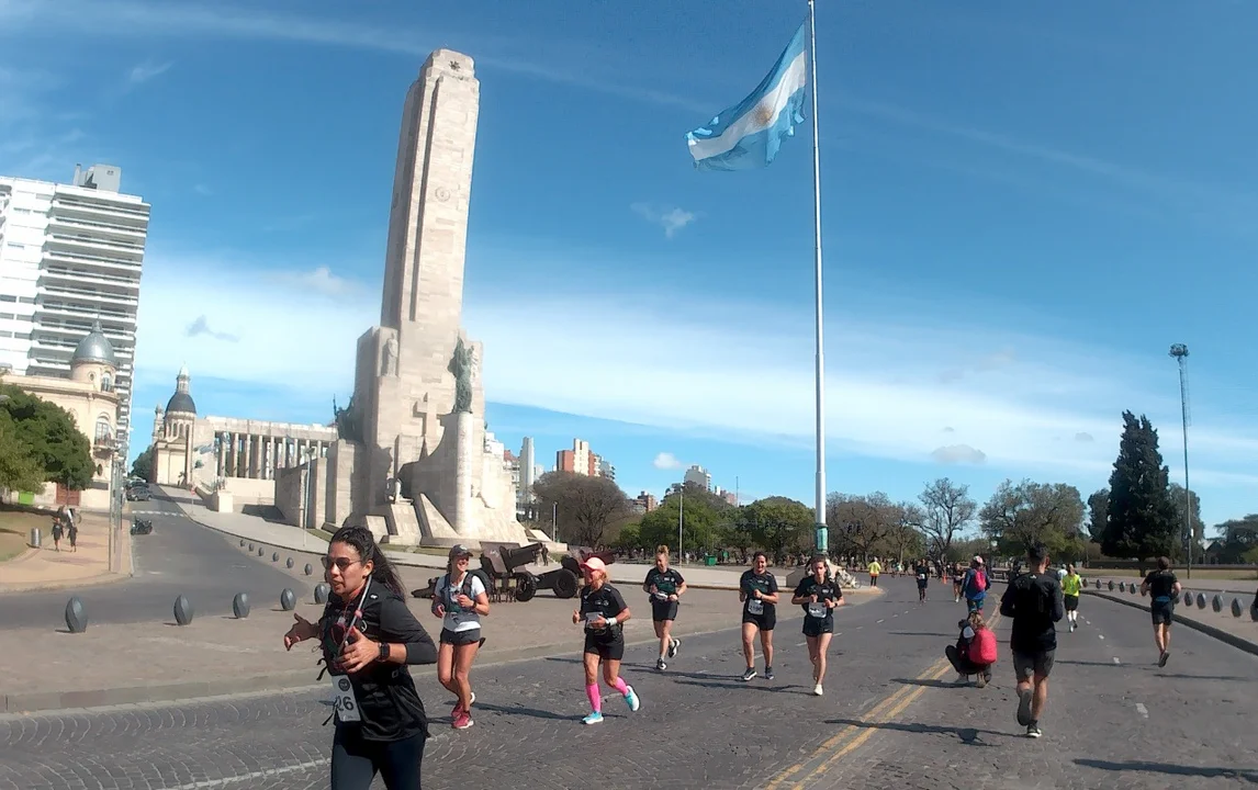 Estrenó una nueva media maratón en la ciudad, y prometen instalarla en el calendario