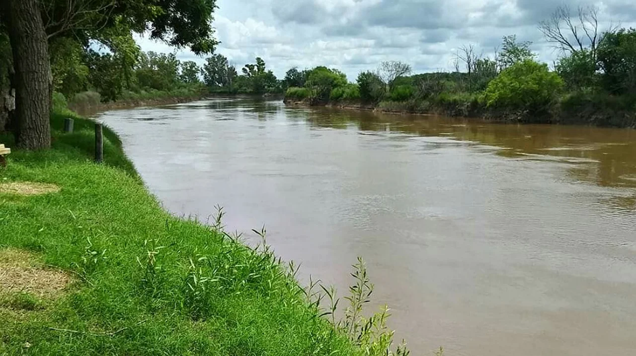 El cuerpo encontrado en el río era el del femicida de Gladys