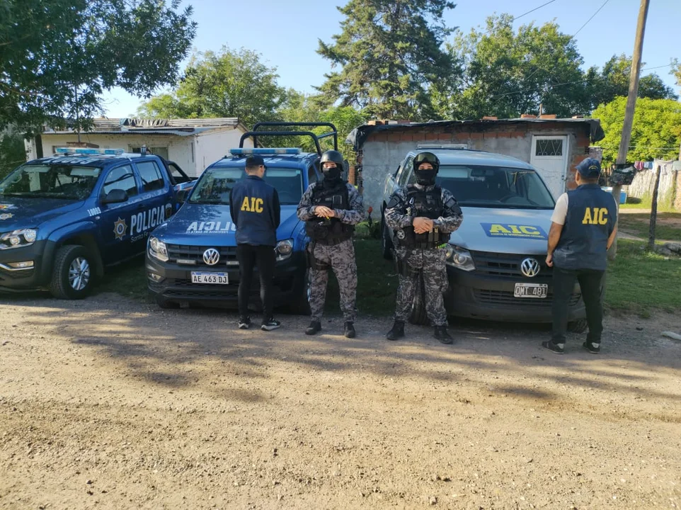 Allanamientos por robo y abuso de arma