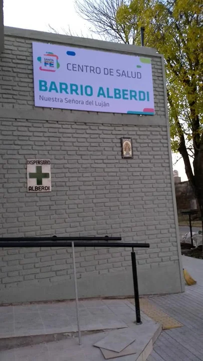 Abrazo solidario al Centro de Salud de barrio Alberdi