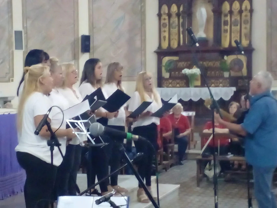 Pasó el encuentro de coros en la Parroquia San Pedro 