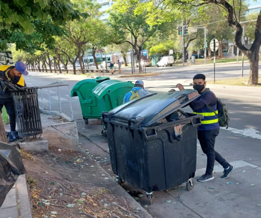 El municipio realiza fuerte operativo de higiene urbana tras los festejos