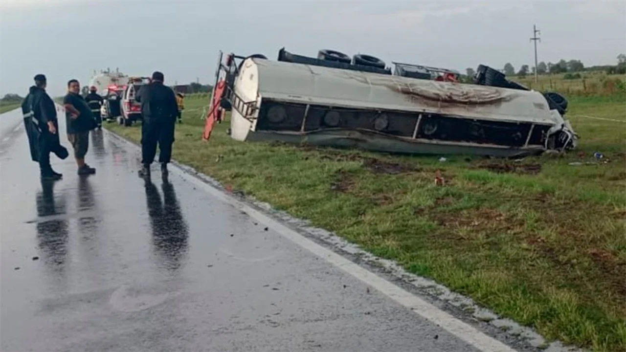Fatal choque en el noroeste de Santa Fe: tres adultos y dos menores murieron
