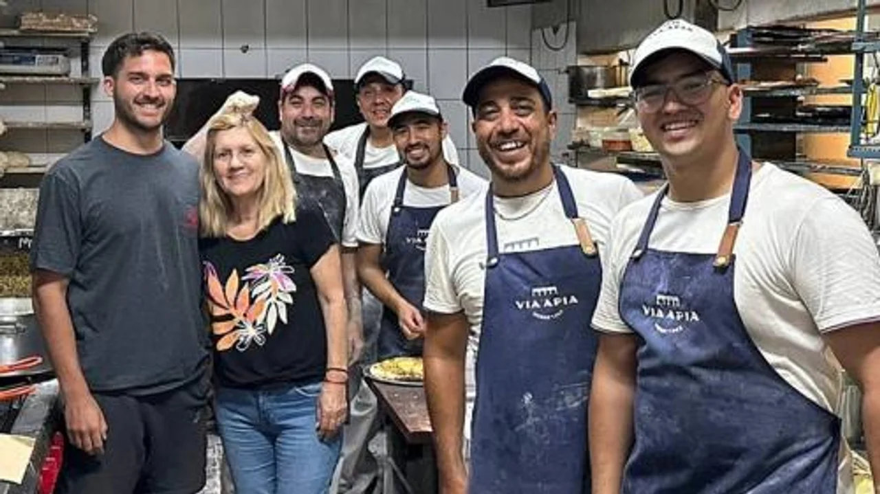 La mamá de Messi visitó una pizzería rosarina y dejó en shock a los empleados