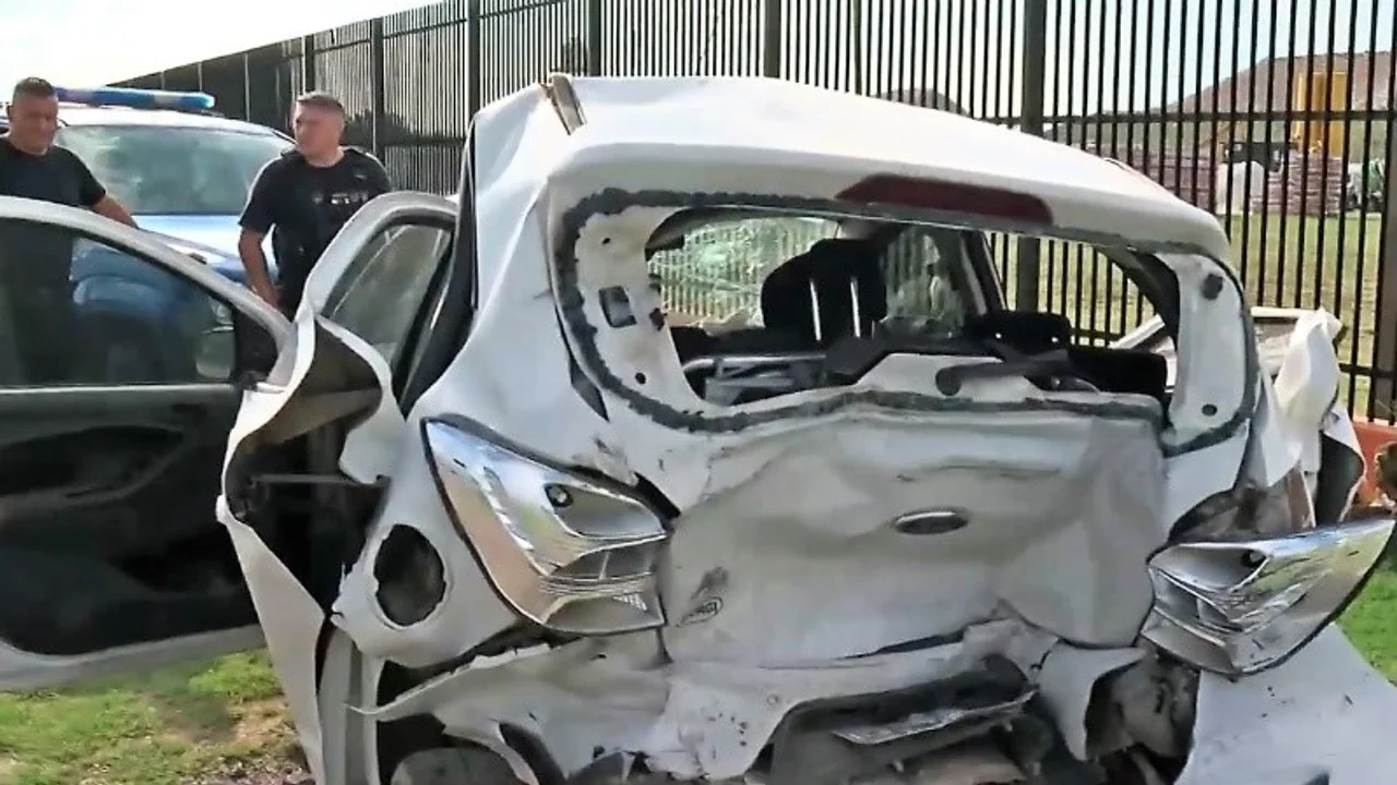 Chocó de atrás a un auto que esperaba el semáforo y dejó a dos nenas internadas