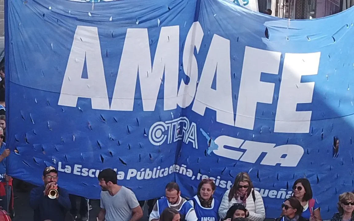 Las clases comenzarán el 1 de marzo y los gremios hablan de paritarias