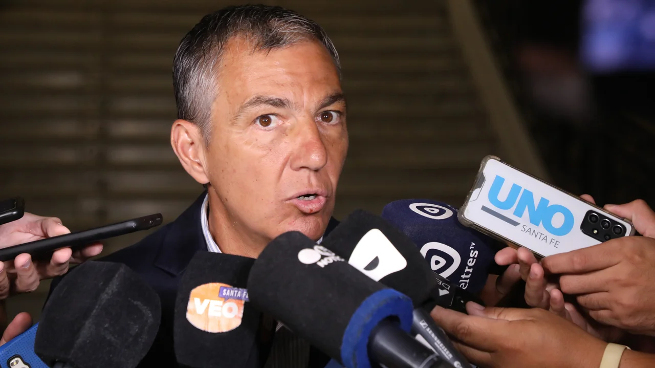 La Provincia pide discutir la paritaria "con los chicos en la escuela"