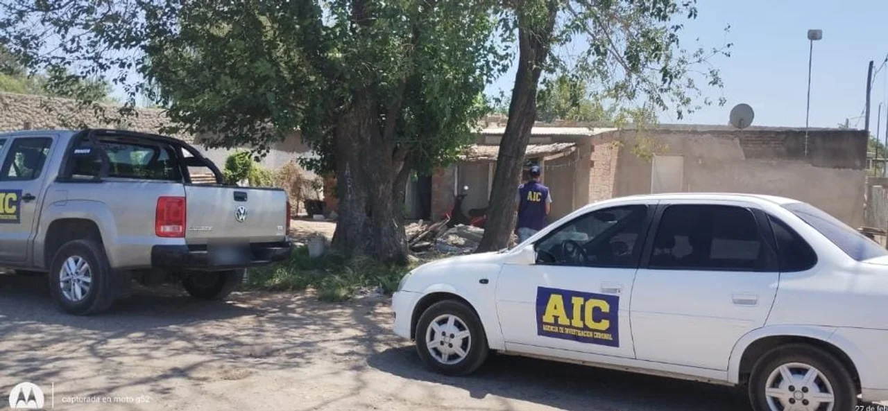 La Agencia de Investigación Criminal realizó un allanamiento por el robo de cañas de pescar