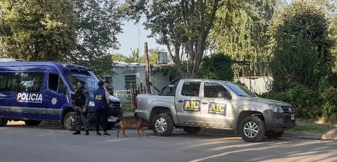 La Agencia de Investigación aprehendió a dos personas en Arequito