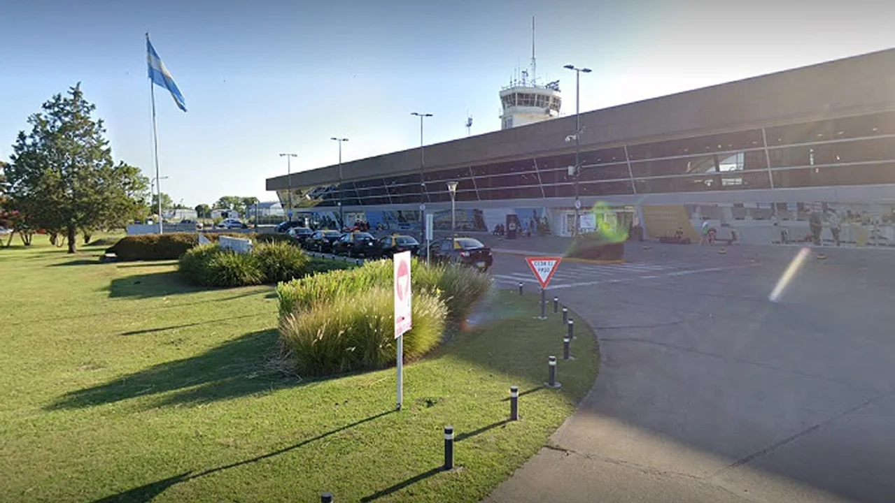 Cómo viene la actividad en el Aeropuerto Rosario y cuáles son los principales destinos