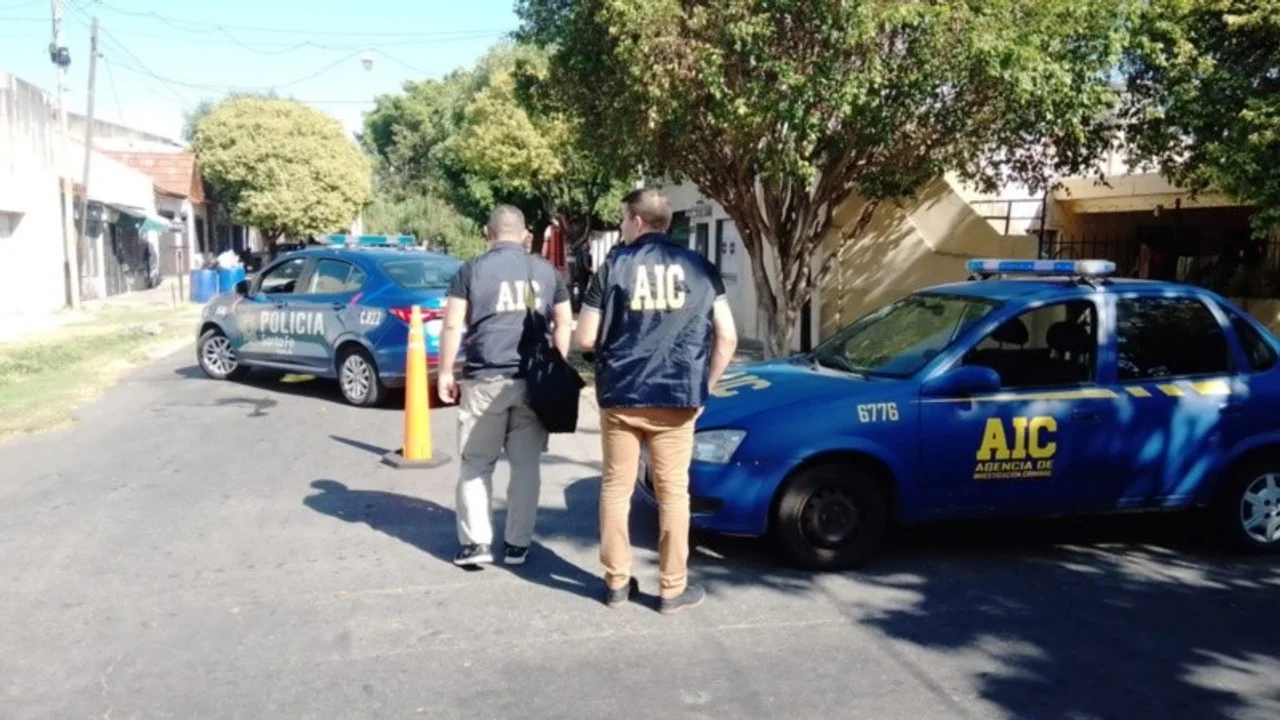 Atacan a balazos un quiosco de barrio Las Delicias