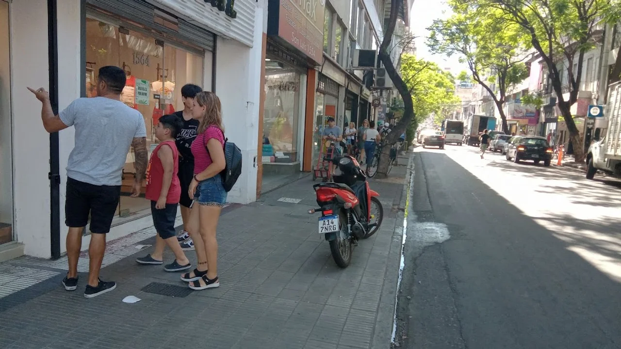 Comercios de calle San Luis en crisis: "Fue el peor marzo en años"
