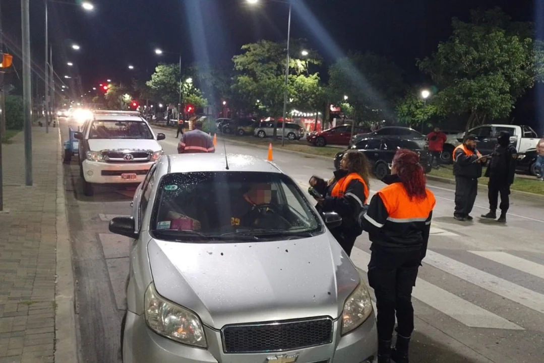 Picadas en Costa Alta: secuestraron cinco autos preparados para correr