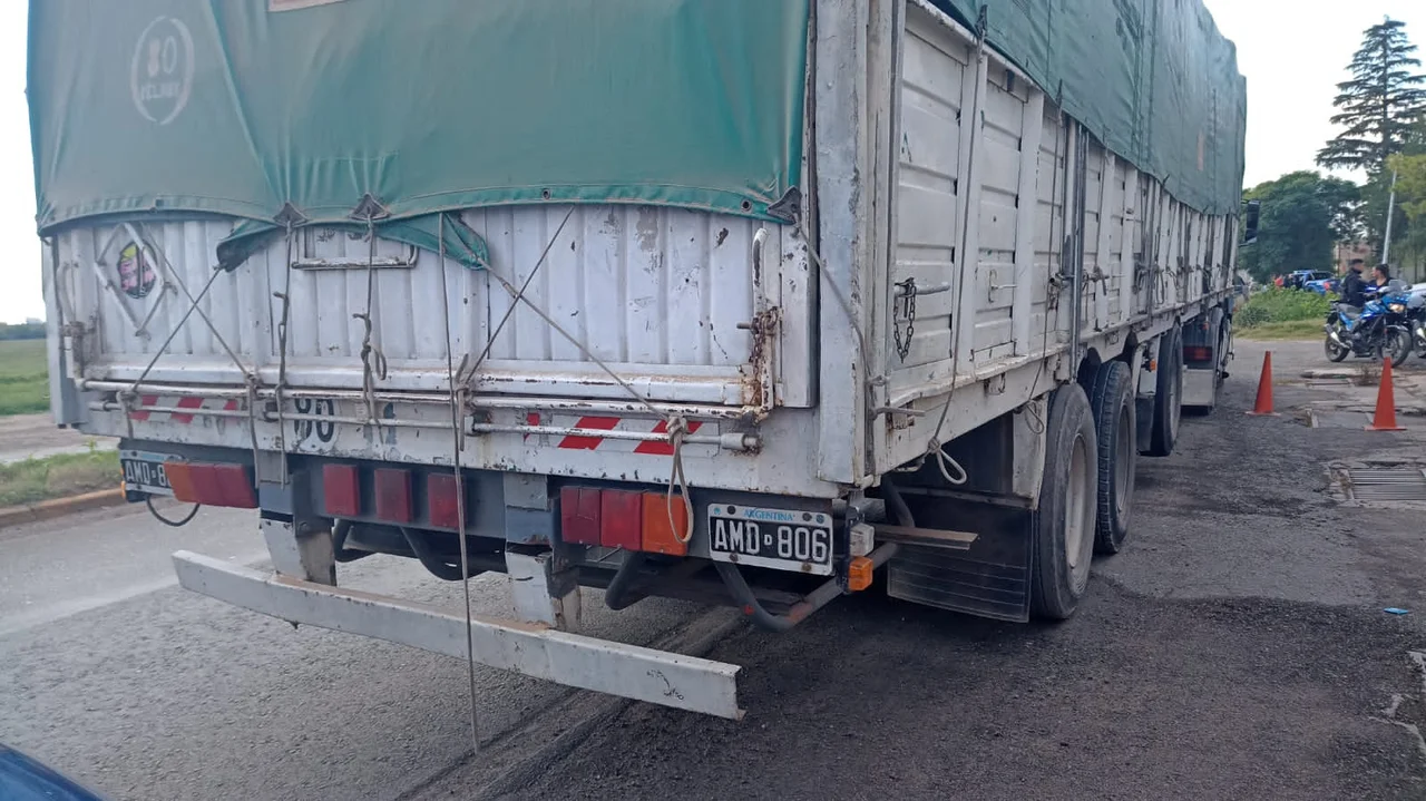 Circulaba con un camión robado y quedó aprehendido en Casilda