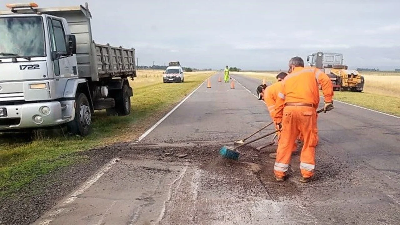 Vialidad Nacional continúa en Chabás los arreglos sobre ruta 33