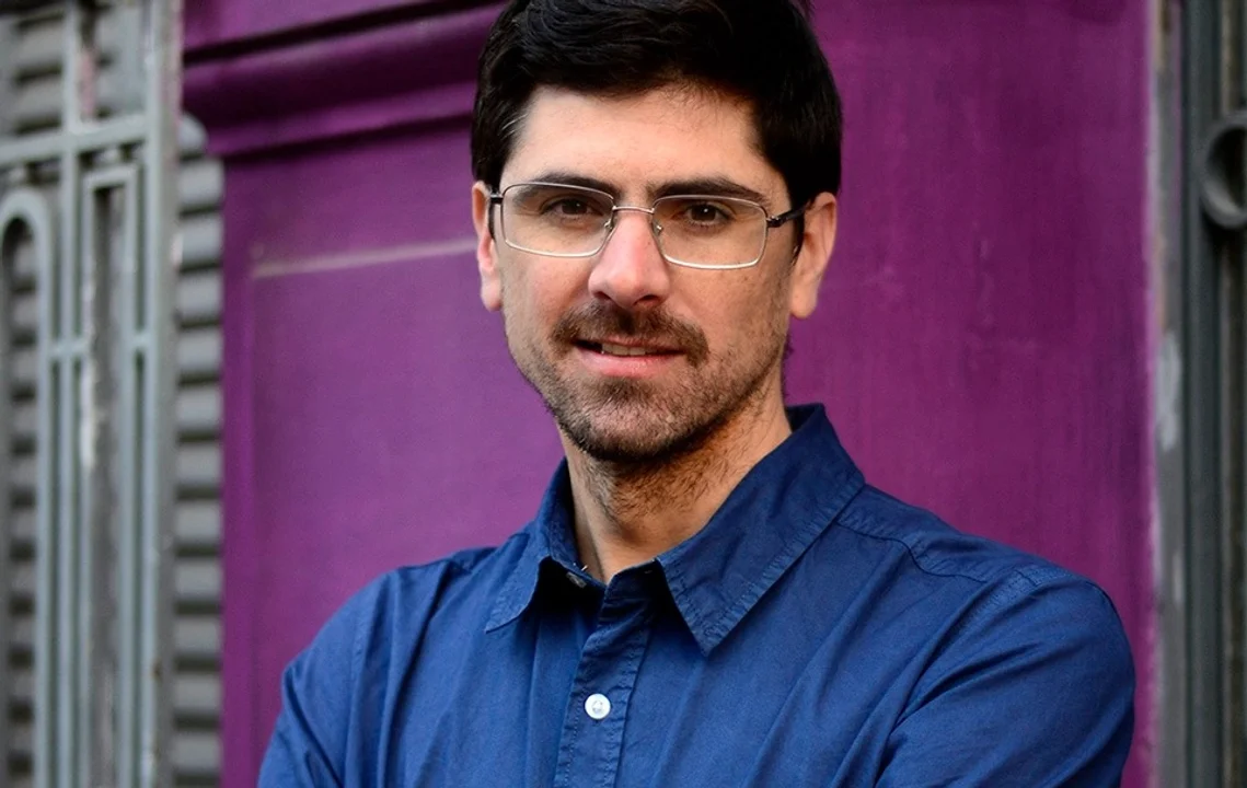 Sebastián Artola se lanzó como precandidato a concejal