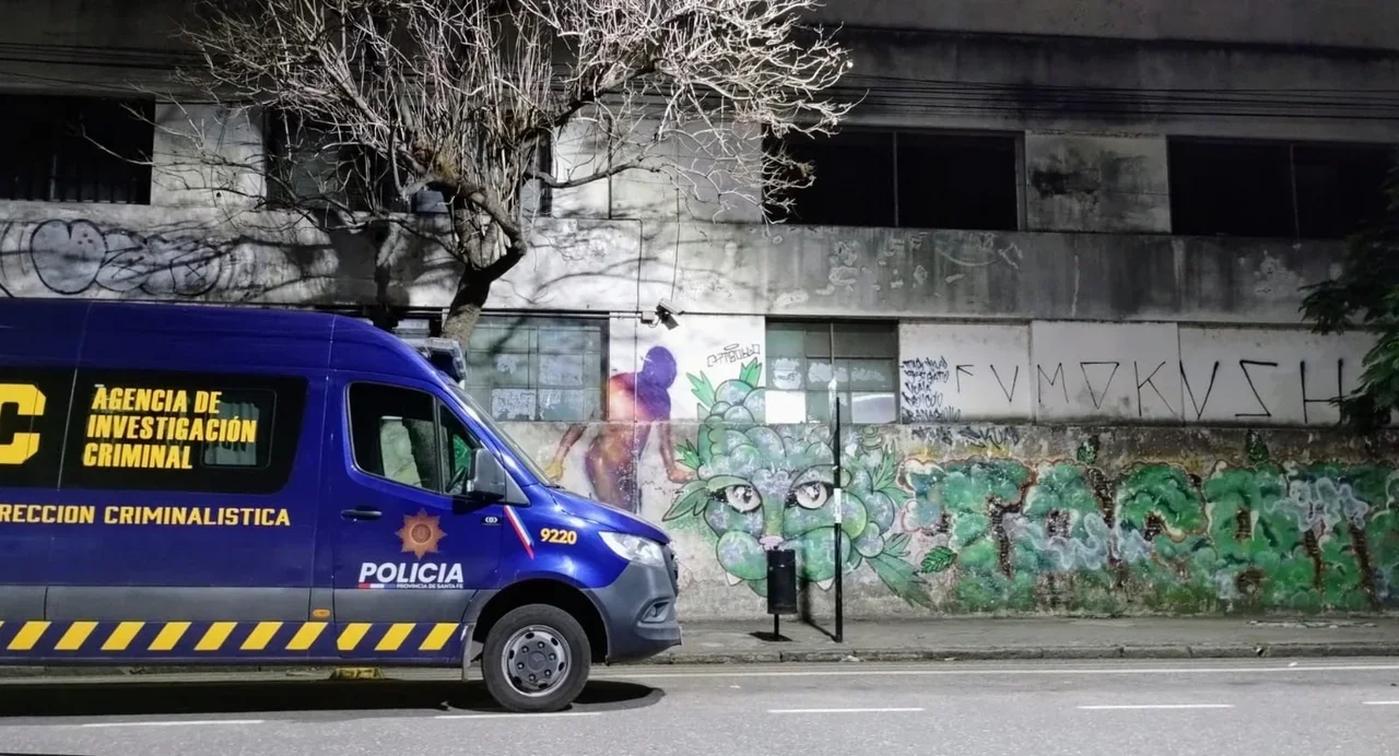 Robo en la Gurruchaga: imputaron a un joven y buscan a otros tres
