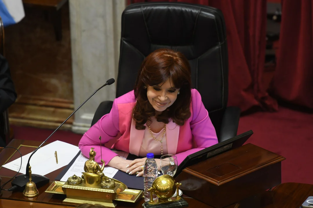 El picante cruce entre Cristina y Lousteau que se volvió viral