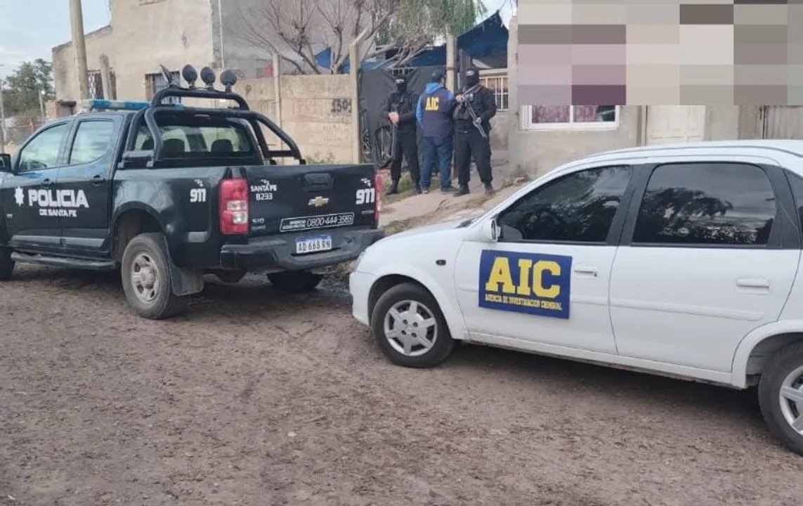 Dos jóvenes aprehendidos en el marco de un doble allanamiento