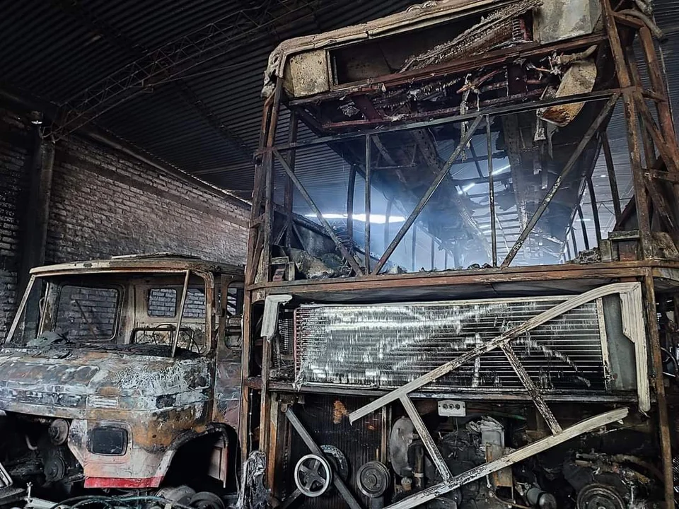 Incendio: comunidad se moviliza para reconstruir galpón deportivo