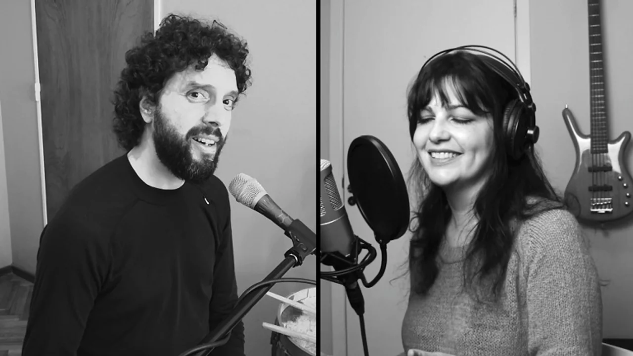 Juliana Cortes, originaria de Curitiba y Edgardo Machain forman parte del colectivo de músicos.