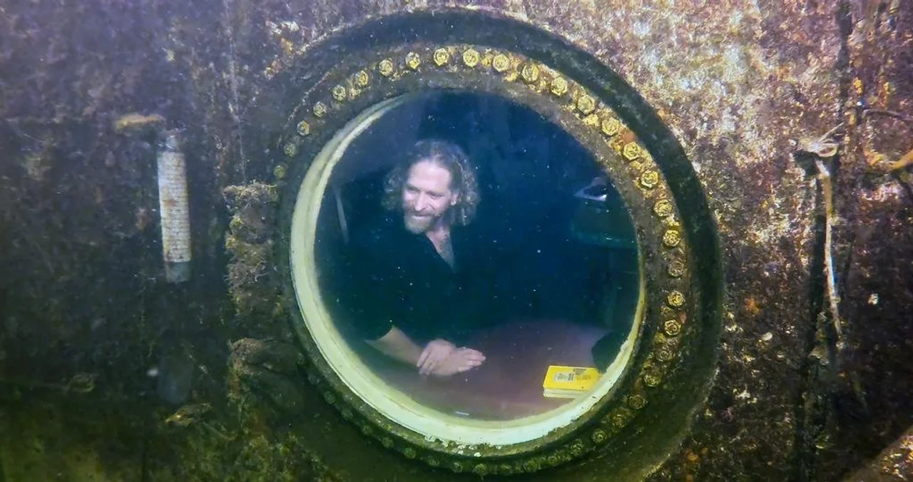 Joseph Dituri en el refugio submarino que hoy abandonará.