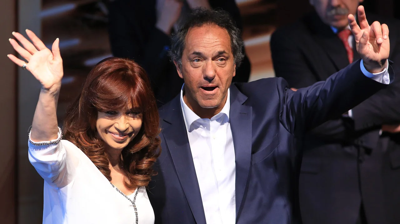 La llamada de Cristina a Scioli tras el cierre electoral