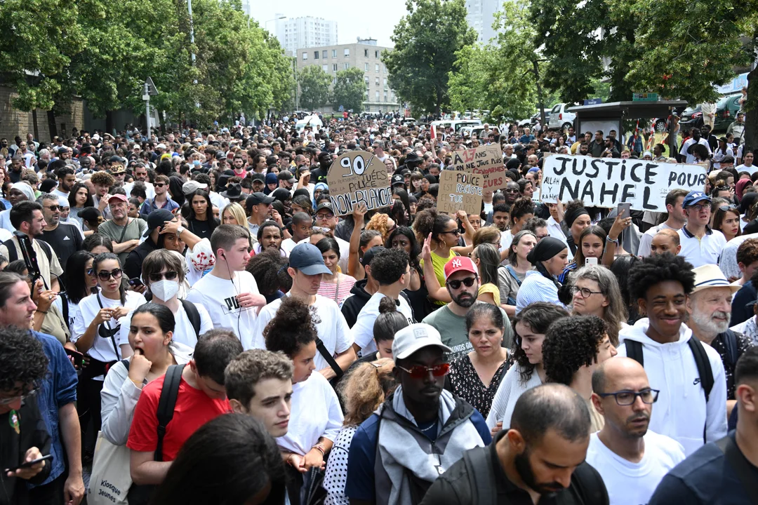 Estallido social en Francia por un caso de "gatillo fácil"