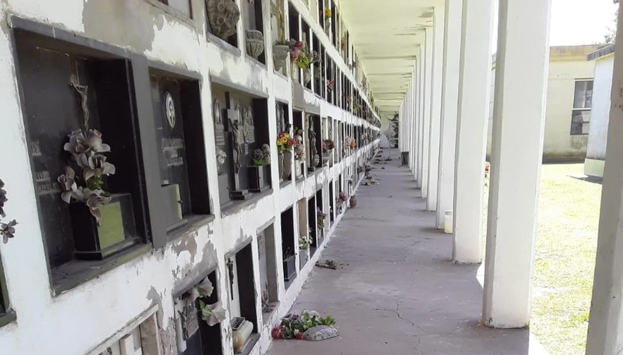Un aprehendido por robar en el cementerio