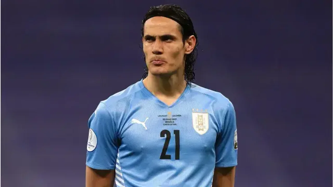 La llegada de Cavani a Boca entra en la recta final