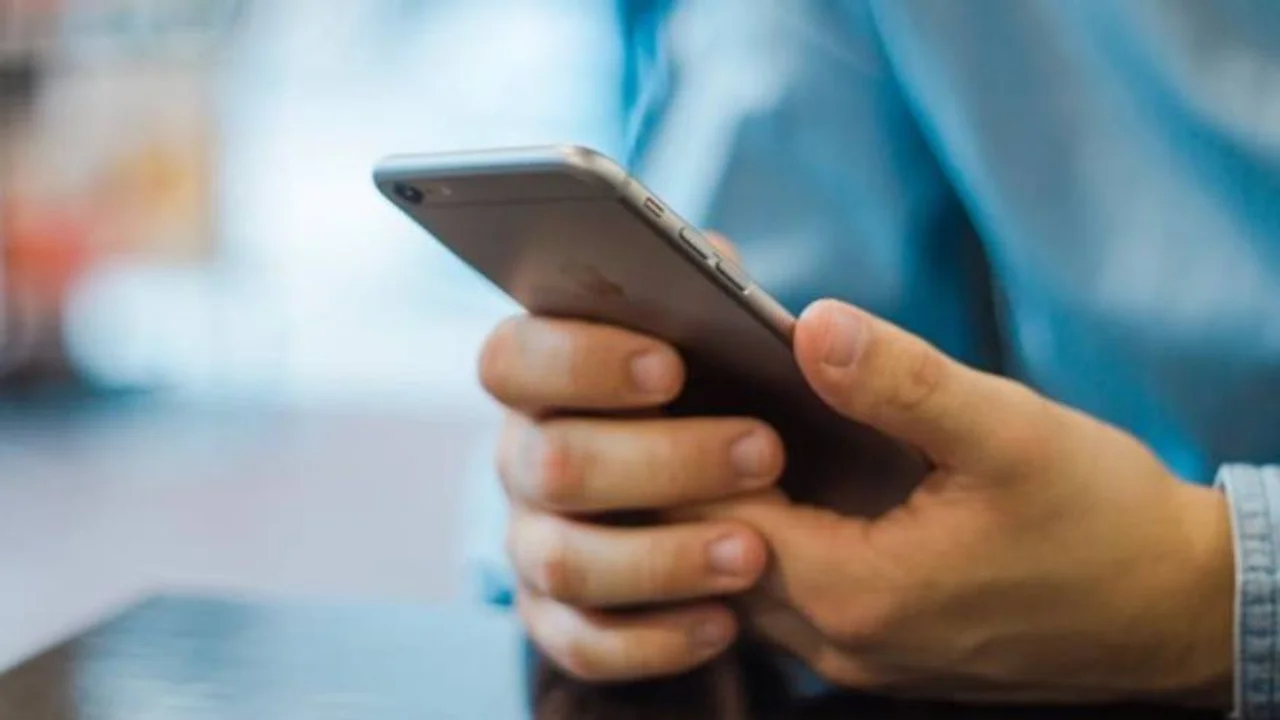 Condenan a un joven por comprar un celular robado a una mujer asesinada en su casa